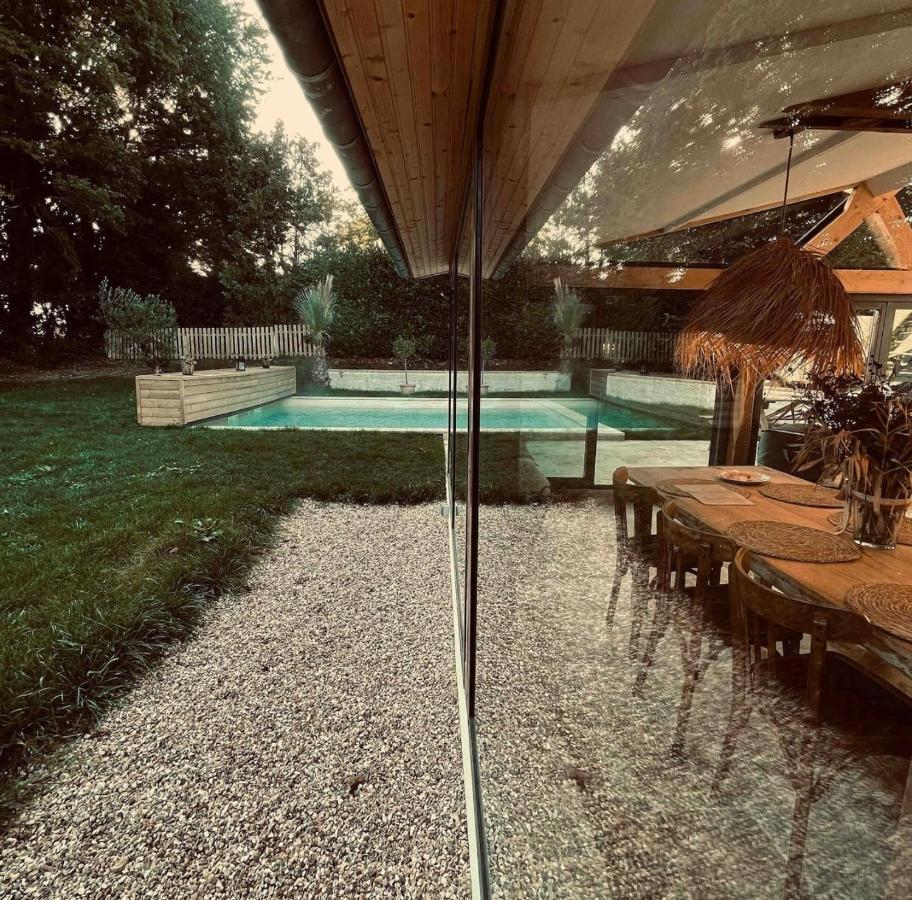 Cottage Normand Avec Sa Grande Piscine Chauffee Toute L Annee Sur Parc Arbore Et Clos En Plein Coeur De La Campagne Adapte Aux Kids Et Dog Friendly Saint-Antonin-de-Sommaire Exterior photo